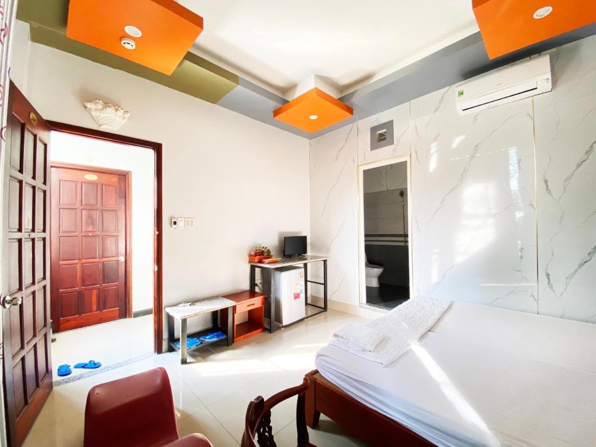 Ngoc Kha Tu 1 Hotel Long Xuyên Esterno foto