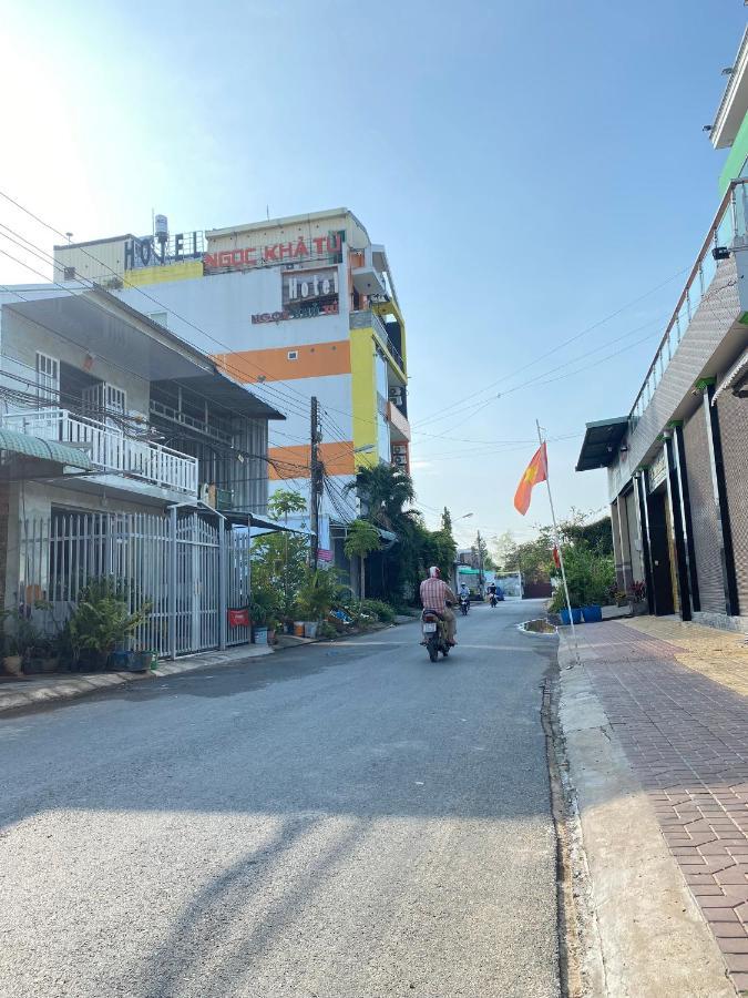 Ngoc Kha Tu 1 Hotel Long Xuyên Esterno foto